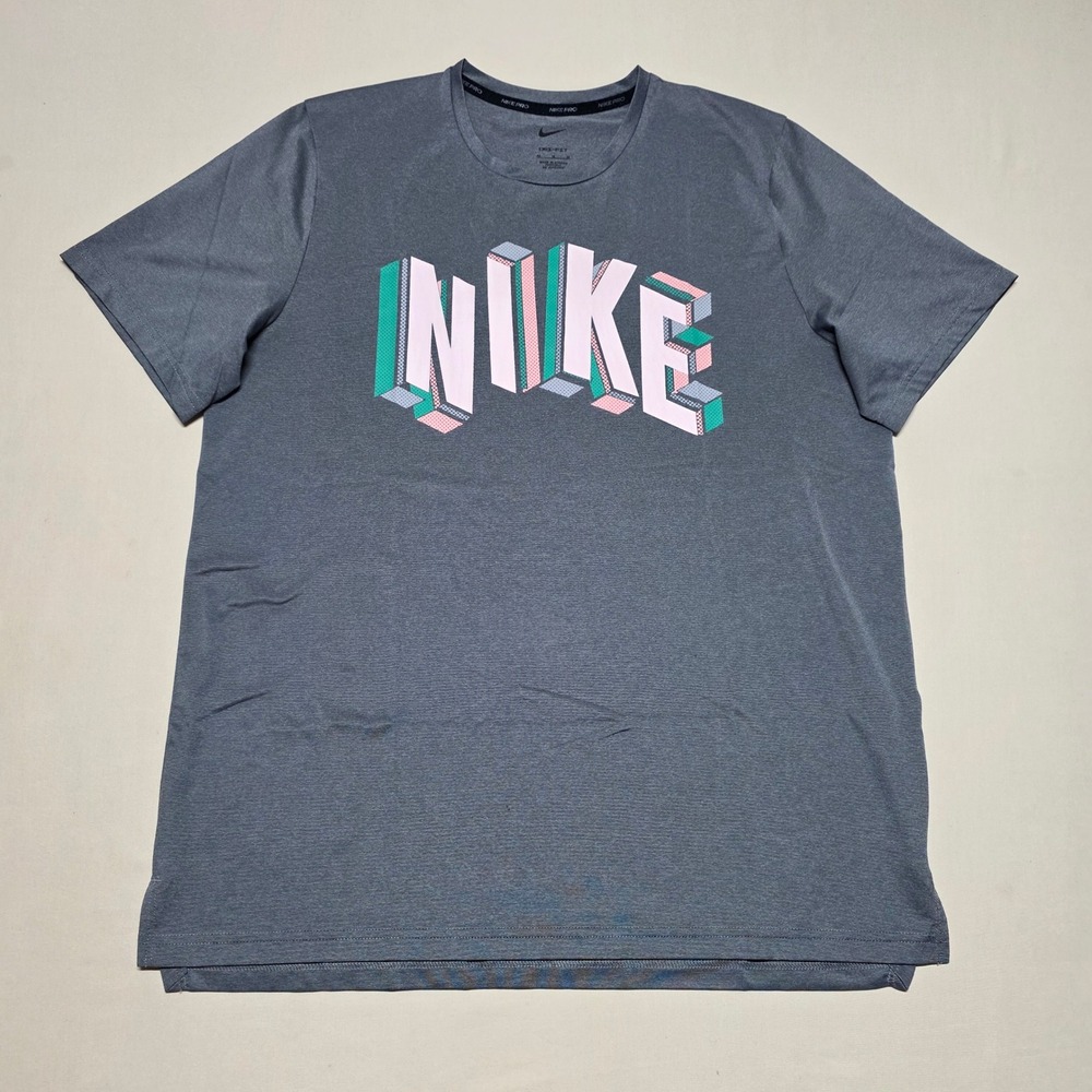 Nike Pro Dri-FIT Men Gray Graphics Training T-Shirt Size Medium Pullover